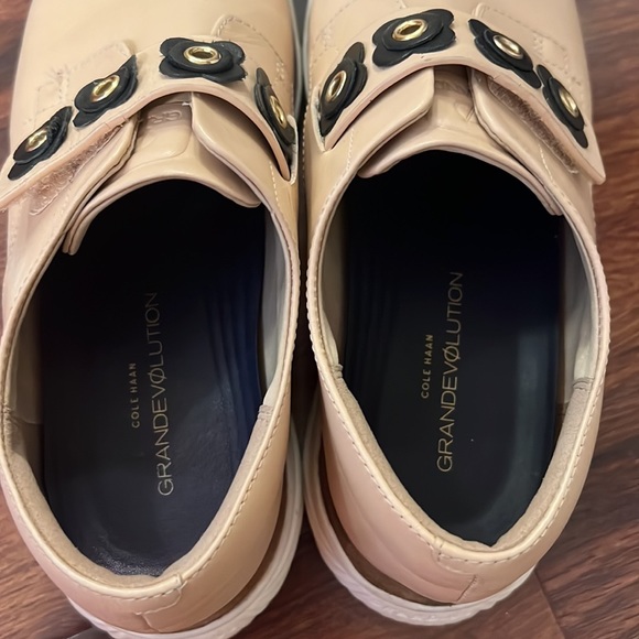 Cole Haan Velcro closure shoes - Picture 4 of 9